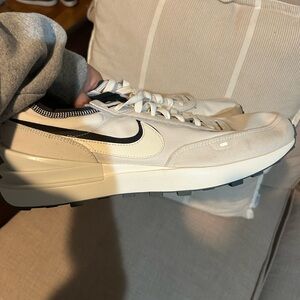 Men Nike Waffle One SE